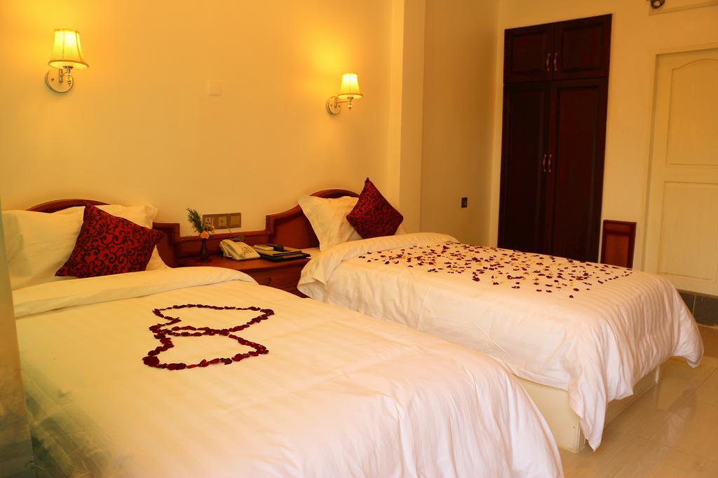 Mandalay White House Hotel Chambre photo