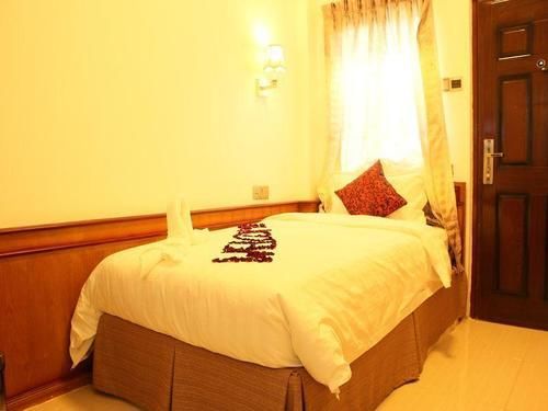 Mandalay White House Hotel Extérieur photo